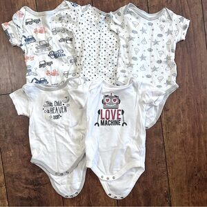 6-9 months short sleeve baby onsies